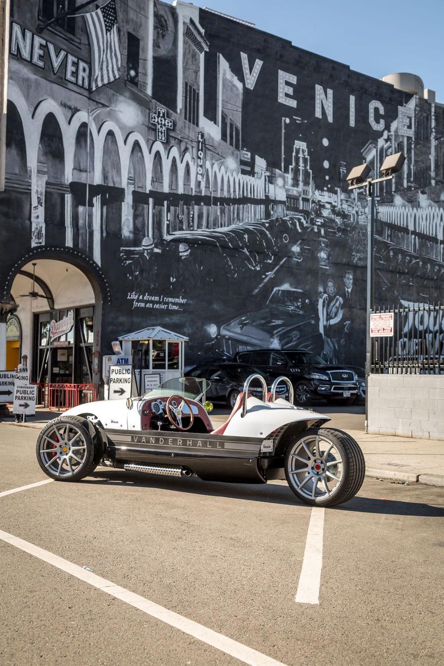  Vanderhall Venice 2016 года  (фото 15 из 38)